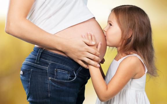 進(jìn)口恒溫恒濕空調(diào)機(jī)與傳統(tǒng)空調(diào)機(jī)對(duì)比介紹【選購指南】