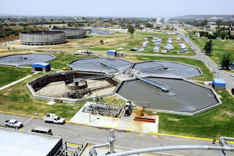 家里有了除濕機，天天下雨也不潮