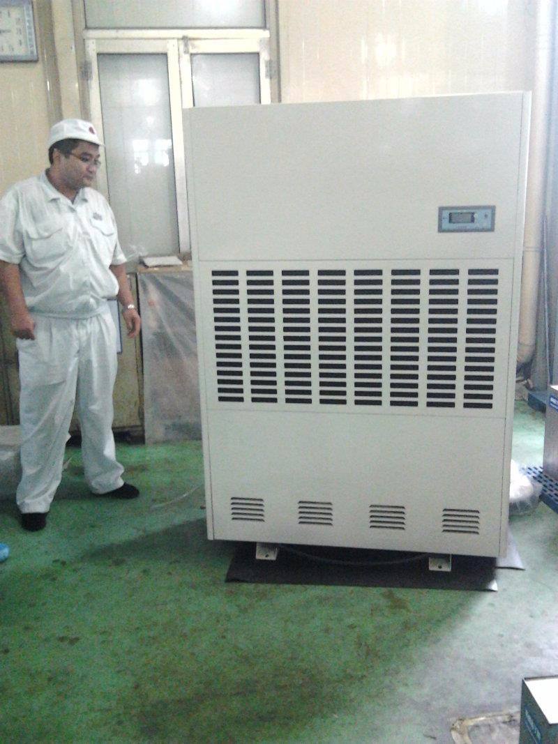 安詩(shī)曼除濕機(jī)生產(chǎn)廠家可編程恒溫恒濕試驗(yàn)箱