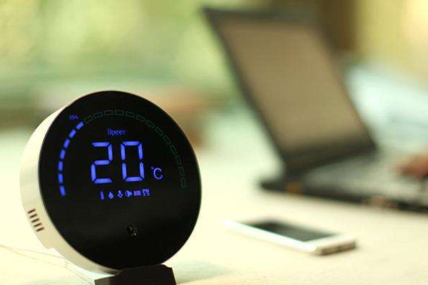 菠蘿恒溫除濕烘干機 生產(chǎn)環(huán)保型智能空氣能熱泵菠蘿鳳梨除濕設備